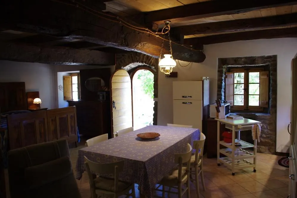 Bed and Breakfast Vinco Castel del Rio Bed & Breakfast